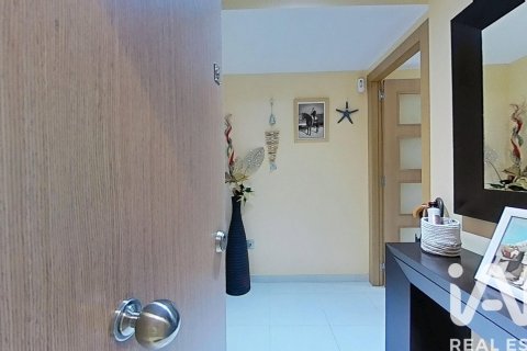 Apartment for sale in Sant Carles De La Rapita, Tarragona, Spain 2 bedrooms, 87 sq.m. No. 172229 - photo 30