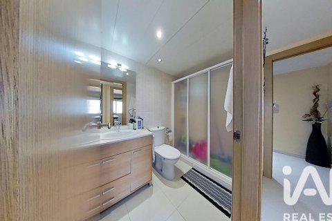 Apartment for sale in Sant Carles De La Rapita, Tarragona, Spain 2 bedrooms, 87 sq.m. No. 172229 - photo 24