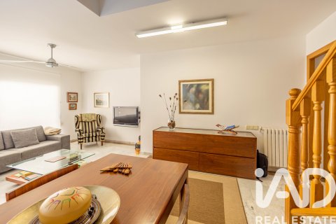 Dzīvoklis pārdošanā Vilanova i la Geltru, Barcelona, Spānijā 4 istabas, 238.73 m2 Nr. 172226 - attēls 12