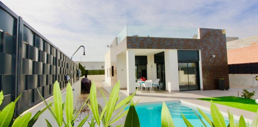 Villa Pinoso, Alicante, Espagne 3 chambres, 120 m2 No. 112742