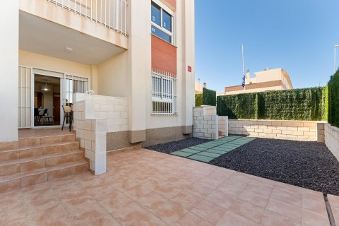 Huoneisto myytävänä Cabo Roig, Alicante, Espanja, 2 makuuhuonetta, 69 m2 No. 138233 - kuva 30