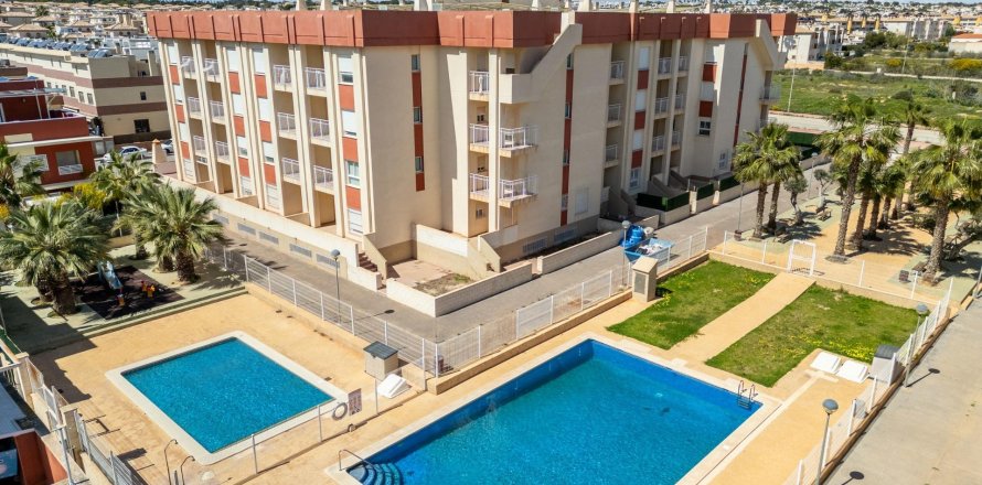 Huoneisto Cabo Roig, Alicante, Espanja 2 makuuhuonetta, 69 m2 No. 138233