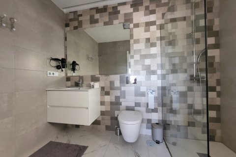 Huvila myytävänä Alicante, Espanja, 3 makuuhuonetta, 89 m2 No. 149288 - kuva 9