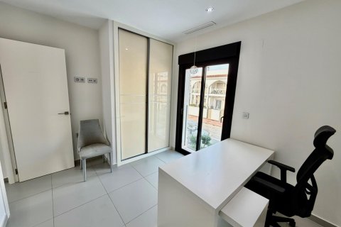 Huvila myytävänä Ciudad Quesada, Alicante, Espanja, 3 makuuhuonetta, 125 m2 No. 149289 - kuva 16