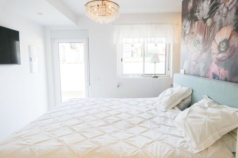 Huvila myytävänä Ciudad Quesada, Alicante, Espanja, 5 makuuhuonetta, 139 m2 No. 149291 - kuva 16