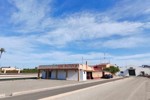 Hus till salu i Elche, Alicante, Spanien 4 sovrum, 420 kvm. Nr. 152917 - foto 13