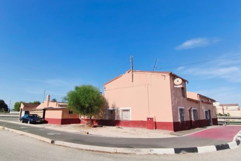 Hus till salu i Elche, Alicante, Spanien 4 sovrum, 420 kvm. Nr. 152917 - foto 6