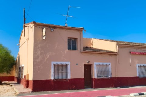 Hus till salu i Elche, Alicante, Spanien 4 sovrum, 420 kvm. Nr. 152917 - foto 4