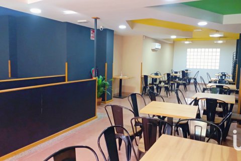 Lokal usługowy w El Campello, Alicante, Hiszpania 2 sypialnie, 167 mkw. nr 152919 – zdjęcie 17