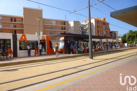 Lokal usługowy w El Campello, Alicante, Hiszpania 2 sypialnie, 167 mkw. nr 152919 – zdjęcie 28