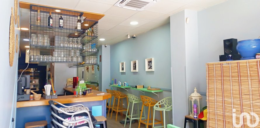 Lokal usługowy w El Campello, Alicante, Hiszpania 2 sypialnie, 167 mkw. nr 152919