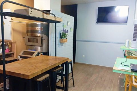 Lokal usługowy w El Campello, Alicante, Hiszpania 2 sypialnie, 167 mkw. nr 152919 – zdjęcie 4