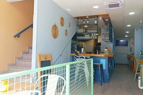 Lokal usługowy w El Campello, Alicante, Hiszpania 2 sypialnie, 167 mkw. nr 152919 – zdjęcie 2