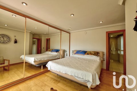 Продажа квартиры в Эльда, Аликанте, Испания 6 спален, 230м2 №152918 - фото 7