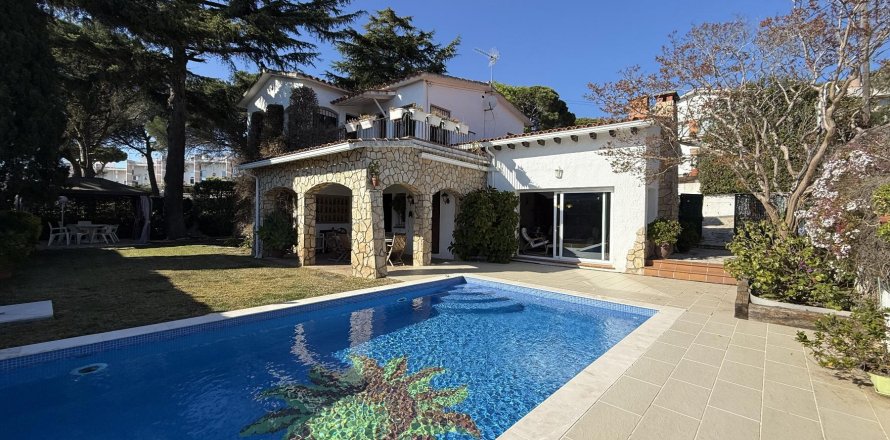 House in S'Agaro, Girona, Spain 5 bedrooms, 254 sq.m. No. 164665