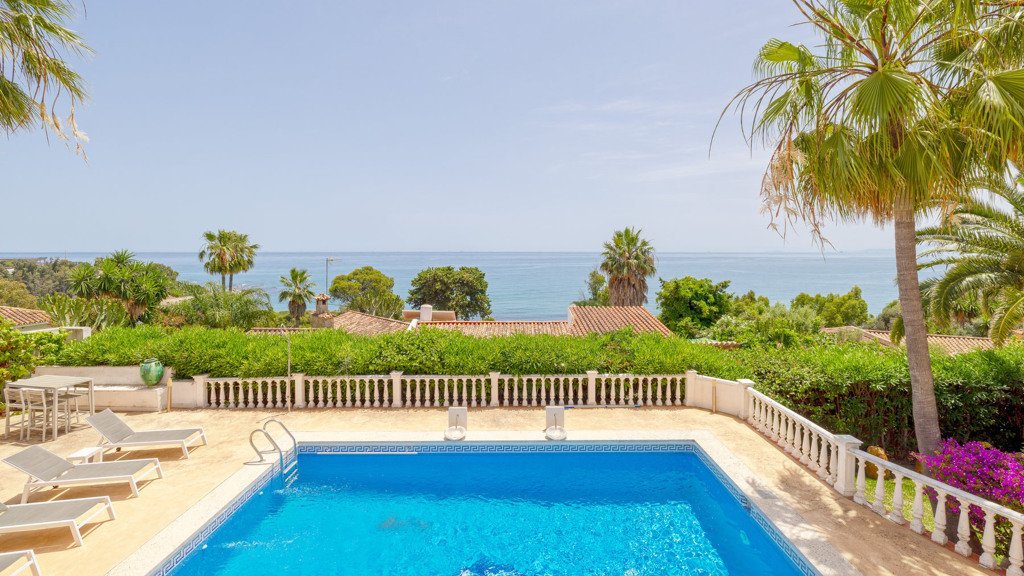 Villa in Cadiz, Spain 6 bedrooms, 320.45 sq.m. No. 164662