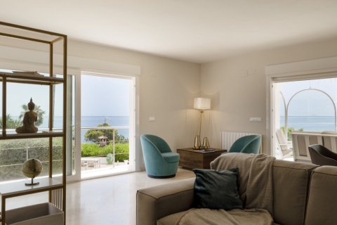 Продажа виллы в Кадис, Испания 6 спален, 320.45м2 №164662 - фото 6