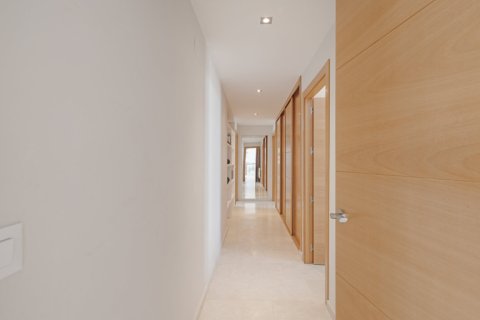 Продажа виллы в Кадис, Испания 6 спален, 320.45м2 №164662 - фото 26