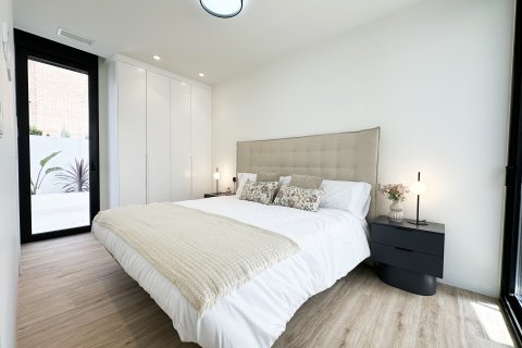 Villa for sale in Torre de la Horadada, Alicante, Spain 3 bedrooms, 160 sq.m. No. 164664 - photo 4