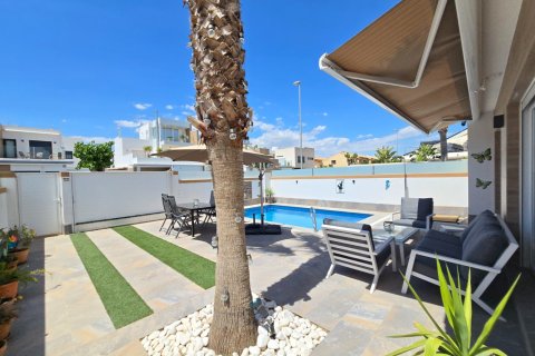 Villa à vendre à Pilar de la Horadada, Alicante, Espagne, 3 chambres, 111 m2 No. 189306 - photo 6