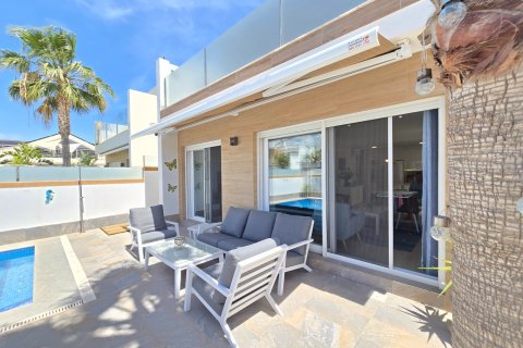 Villa à vendre à Pilar de la Horadada, Alicante, Espagne, 3 chambres, 111 m2 No. 189306 - photo 7