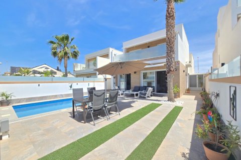 Villa à vendre à Pilar de la Horadada, Alicante, Espagne, 3 chambres, 111 m2 No. 189306 - photo 3