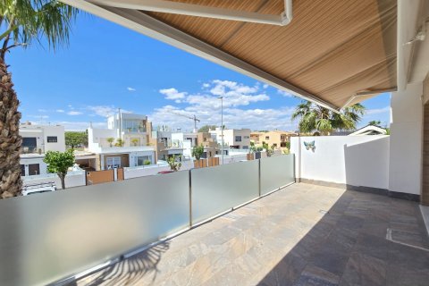 Villa à vendre à Pilar de la Horadada, Alicante, Espagne, 3 chambres, 111 m2 No. 189306 - photo 30