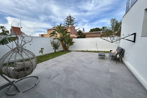 Willa w Los Balcones, Alicante, Hiszpania 3 sypialnie, 241 mkw. nr 155916 – zdjęcie 18