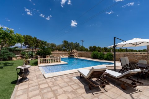 Villa till salu i San Vicente del Raspeig, Alicante, Spanien 5 sovrum, 450 kvm. Nr. 135641 - foto 14