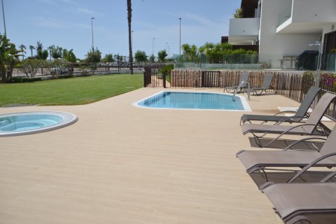 Dzīvoklis pārdošanā Torre de la Horadada, Alicante, Spānijā 2 istabas, 232 m2 Nr. 135639 - attēls 13