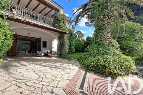 Casa in vendita a Sant Cebria De Vallalta, Barcelona, Spagna 6 camere da letto, 233 mq. N° 172443 - foto 2