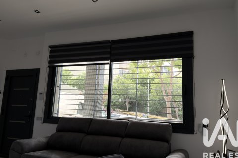 Appartamento in vendita a Badalona, Barcelona, Spagna 2 camere da letto, 80 mq. N° 172446 - foto 2