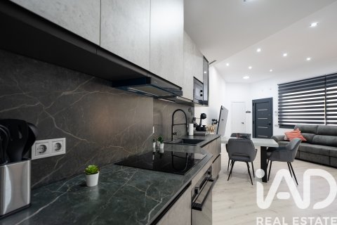 Appartamento in vendita a Badalona, Barcelona, Spagna 2 camere da letto, 80 mq. N° 172446 - foto 3