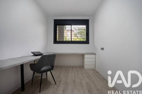 Appartamento in vendita a Badalona, Barcelona, Spagna 2 camere da letto, 80 mq. N° 172446 - foto 12