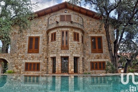 Hus till salu i Artana, Castellon, Spanien 5 sovrum, 429 kvm. Nr. 153135 - foto 2