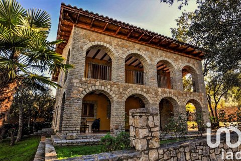 Hus till salu i Artana, Castellon, Spanien 5 sovrum, 429 kvm. Nr. 153135 - foto 7