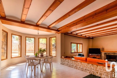 Hus till salu i Artana, Castellon, Spanien 5 sovrum, 429 kvm. Nr. 153135 - foto 25