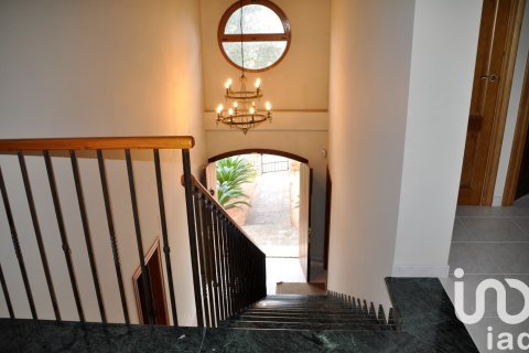 Hus till salu i Artana, Castellon, Spanien 5 sovrum, 429 kvm. Nr. 153135 - foto 18