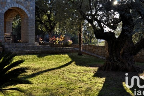 Hus till salu i Artana, Castellon, Spanien 5 sovrum, 429 kvm. Nr. 153135 - foto 13