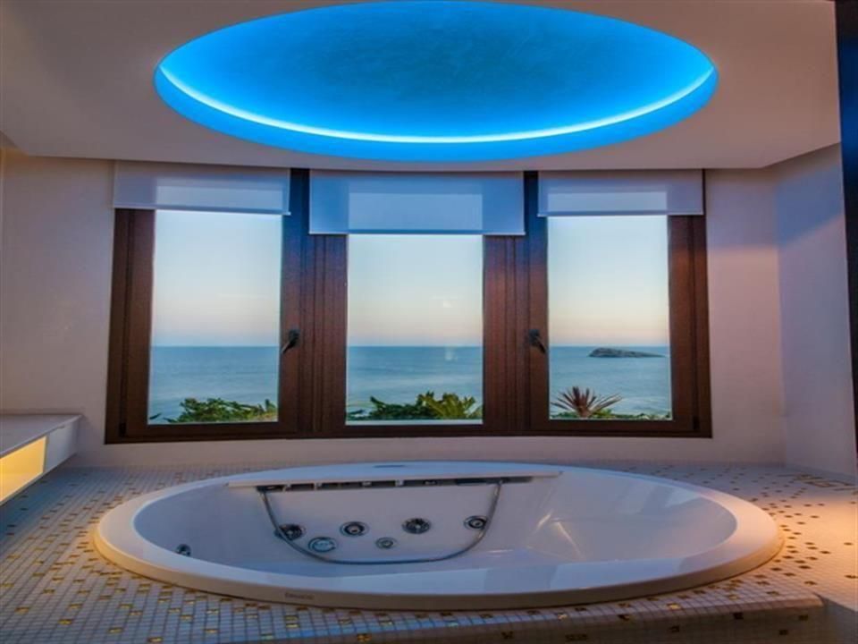 Villa a Benidorm, Alicante, Spagna 5 camere da letto, 600 mq. N° 95751