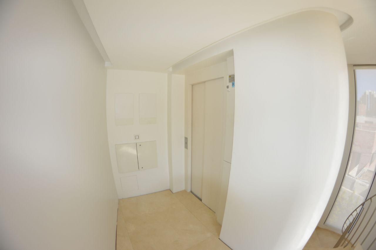 Villa a Benidorm, Alicante, Spagna 5 camere da letto, 600 mq. N° 95751