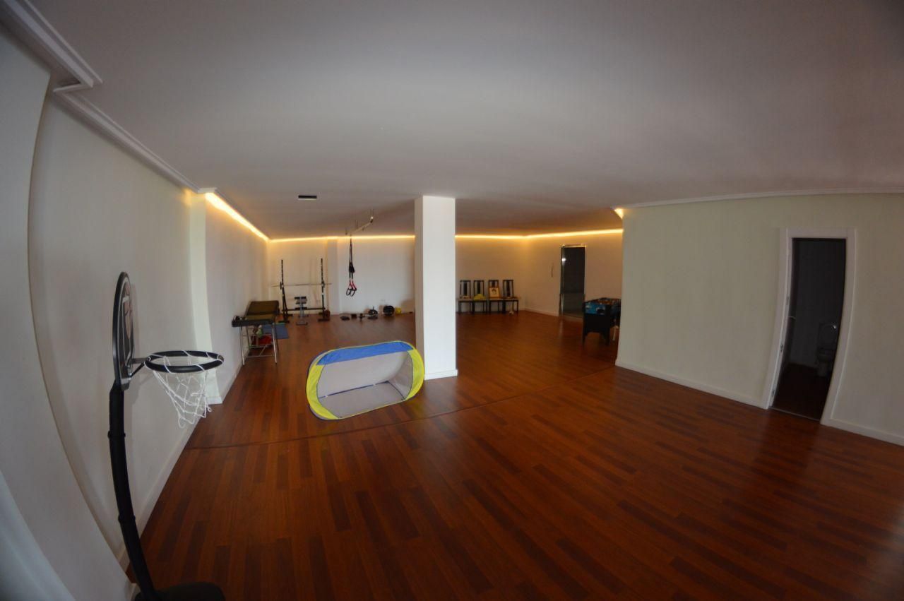 Villa a Benidorm, Alicante, Spagna 5 camere da letto, 600 mq. N° 95751