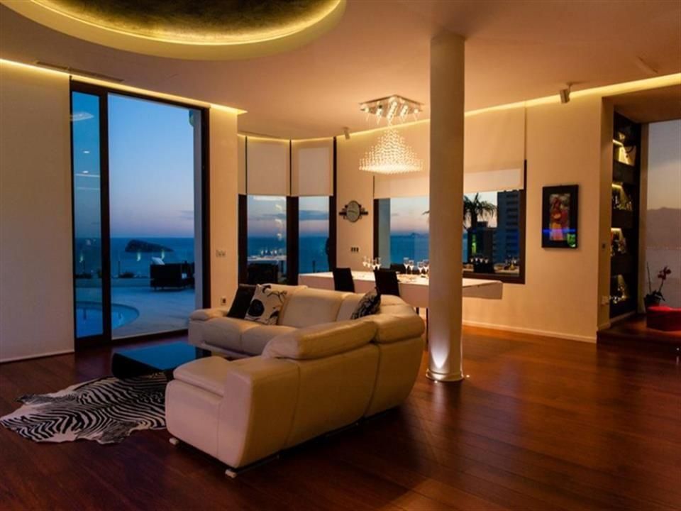 Villa a Benidorm, Alicante, Spagna 5 camere da letto, 600 mq. N° 95751