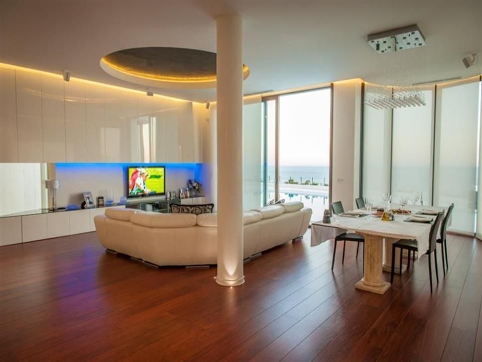 Villa a Benidorm, Alicante, Spagna 5 camere da letto, 600 mq. N° 95751