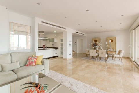 Villa for sale Moraira, Alicante, Spain 4 bedrooms, 559 sq.m. No. 95753 - photo 14