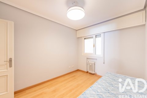 Huoneisto vuokrattavana Madrid, Espanja, 2 makuuhuonetta, 75 m2 No. 187570 - kuva 15