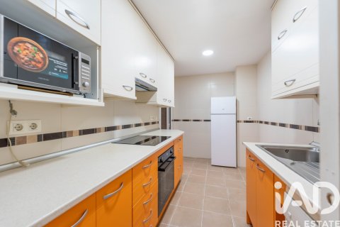 Huoneisto vuokrattavana Madrid, Espanja, 2 makuuhuonetta, 75 m2 No. 187570 - kuva 6