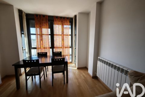 Wohnung zur Miete in Valencia de Don Juan, Leon, Spanien 2 Schlafzimmer, 116 m2 Nr. 187569 - Foto 2