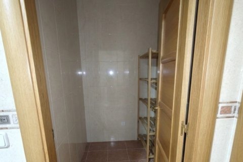 Wohnung zur Miete in Valencia de Don Juan, Leon, Spanien 2 Schlafzimmer, 116 m2 Nr. 187569 - Foto 9
