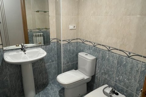 Wohnung zur Miete in Valencia de Don Juan, Leon, Spanien 2 Schlafzimmer, 116 m2 Nr. 187569 - Foto 13